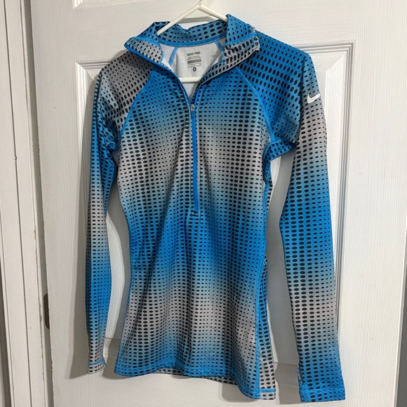 Women’s Nike Pro Blue and Gray Dotted Quarter Zip Size Small - Picture 1 of 8